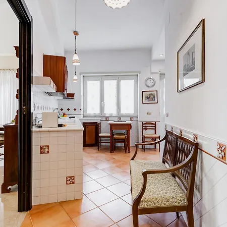 Apartment Rossini Rom