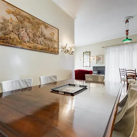 Rossini Apartment *