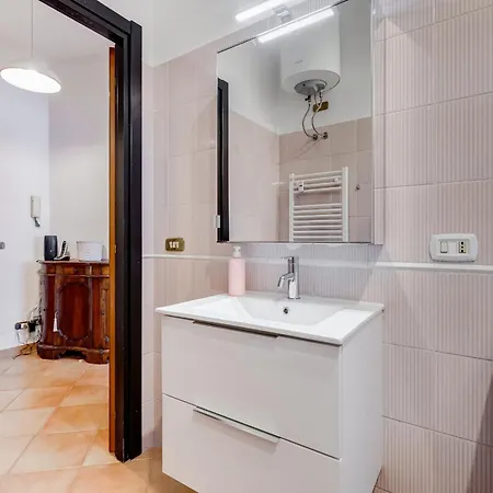 アパート Rossini