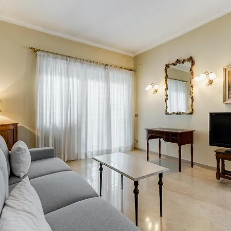 アパート Rossini