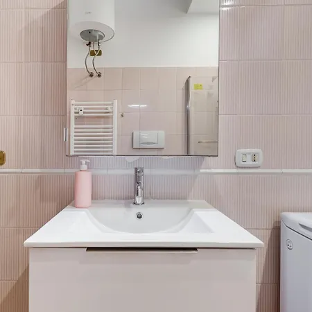 アパート Rossini