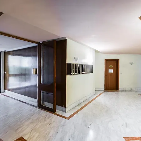 Rossini アパート *