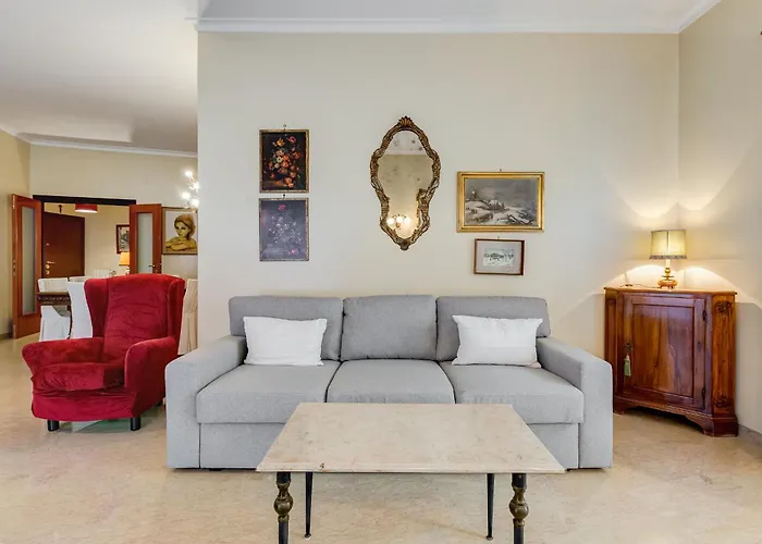 Rossini Διαμέρισμα *